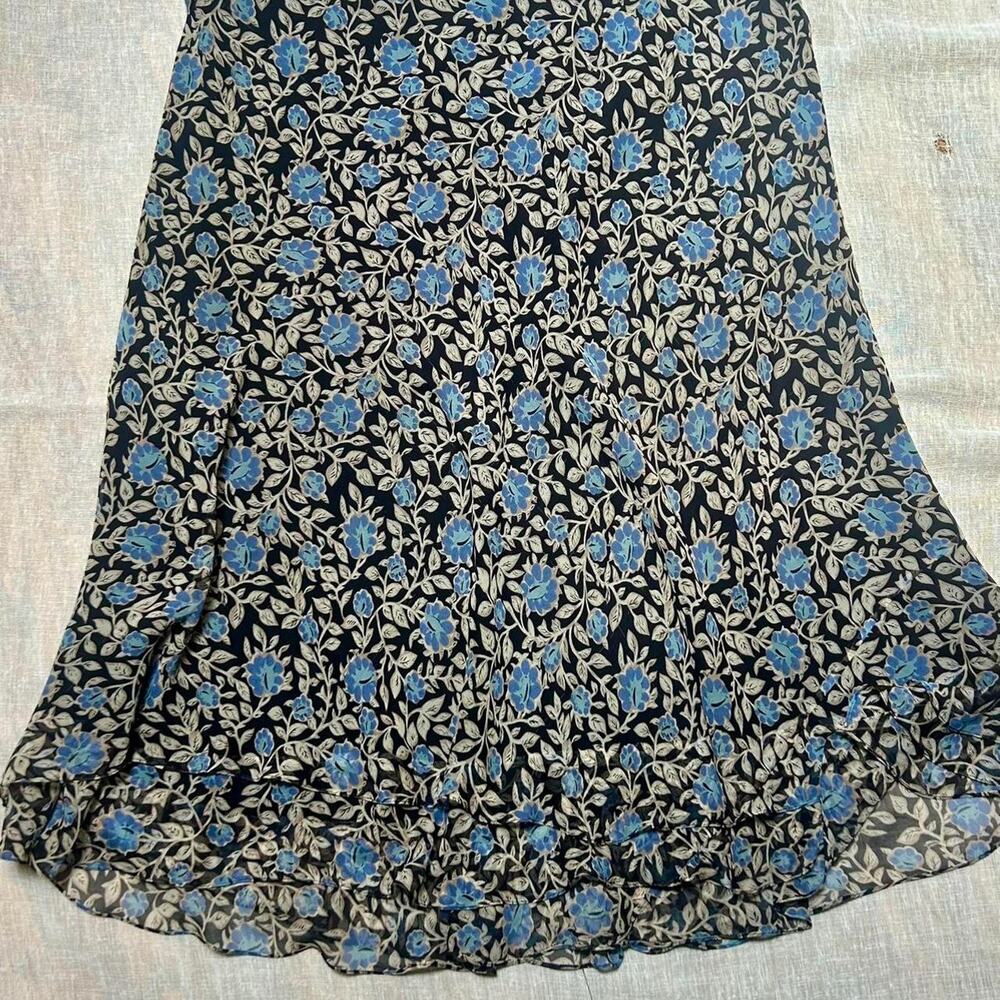 Vintage100% silk blue floral skirt size 20